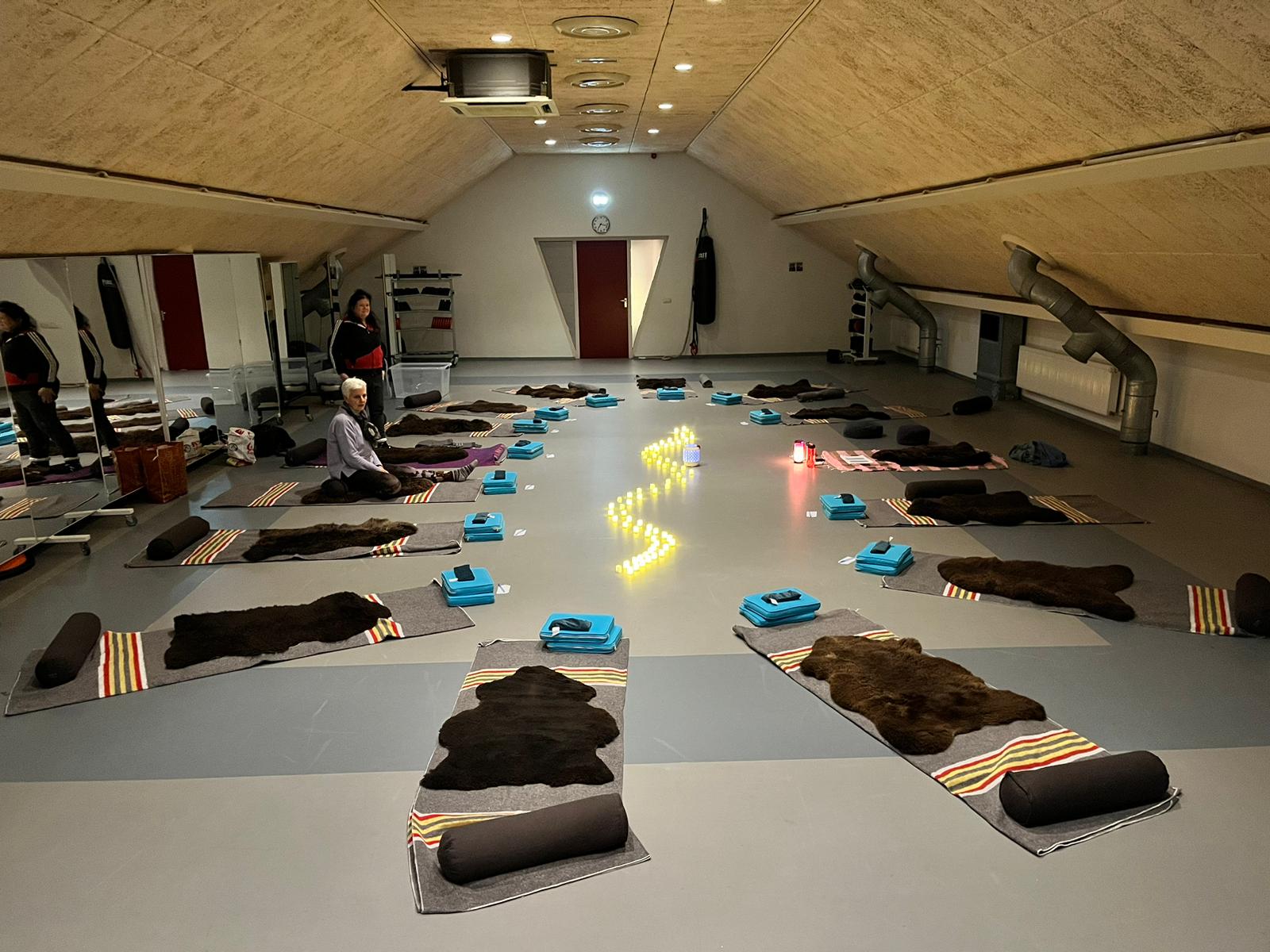 Groepsademsessie Arnhem – Ademcirkel bij stress & verbinding